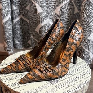 Michelle K Y2K Crocodile Print Pointy Toe Stiletto Heels Made in Italy SZ 9